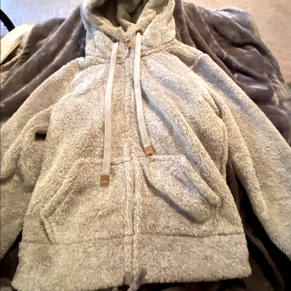 Sherpa zip up jacket